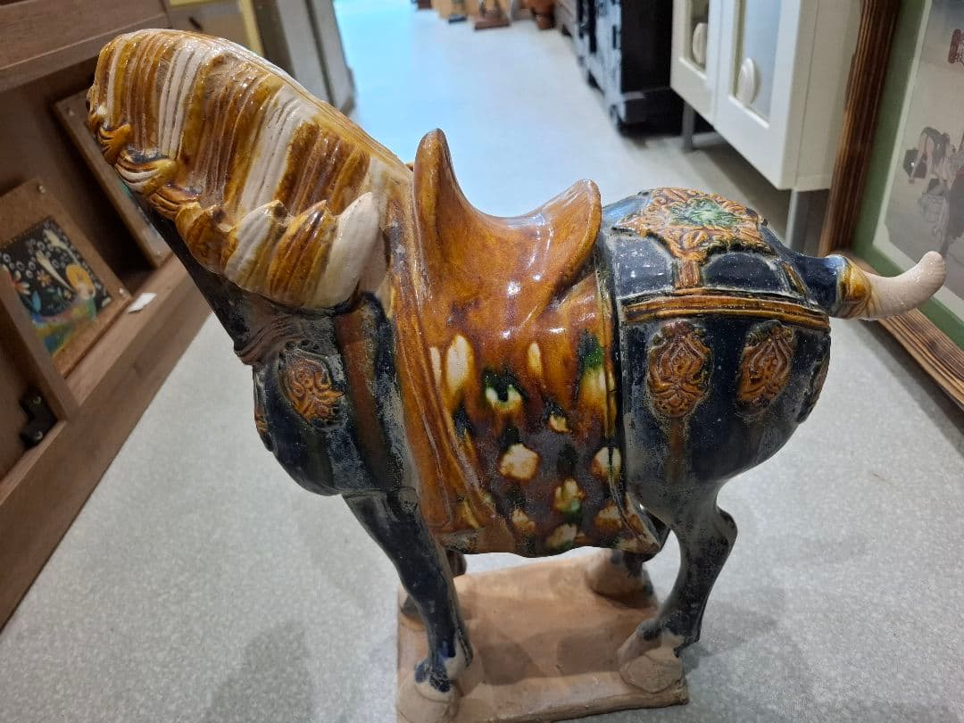 旧豪家蔵出し 唐三彩藍釉戰馬