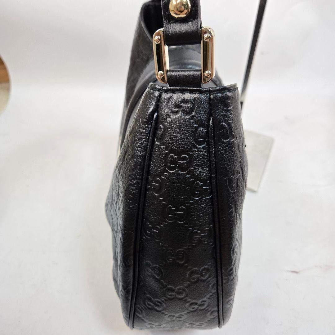 ほぼ未使用 GUCCI ホーボー型 GGシマレザー ショルダーバッグ
