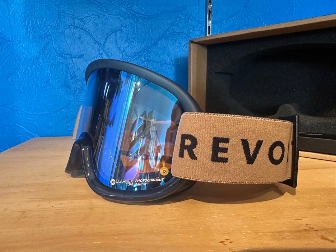 REVOLT フォトクロミックゴーグル