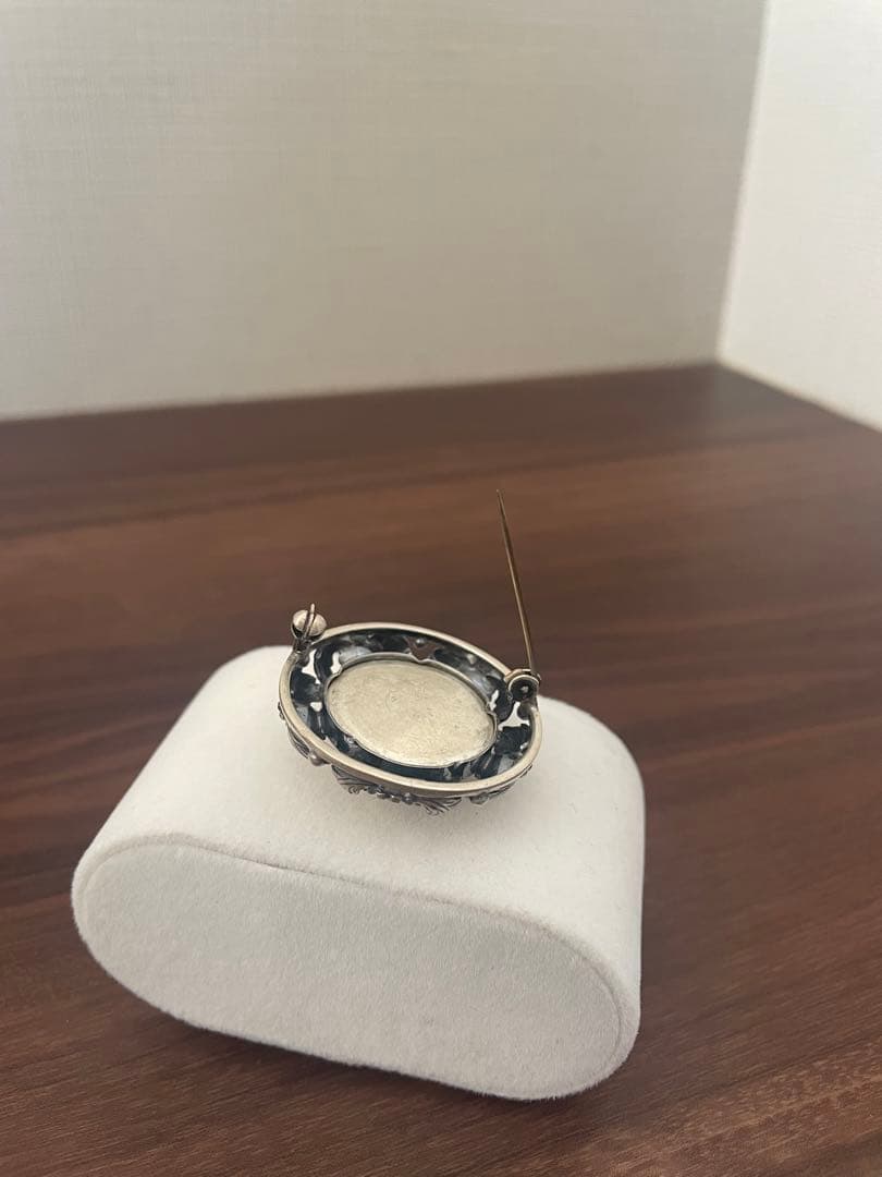 N . E . FROM ピン ブローチ ヴィンテージ　アンティーク