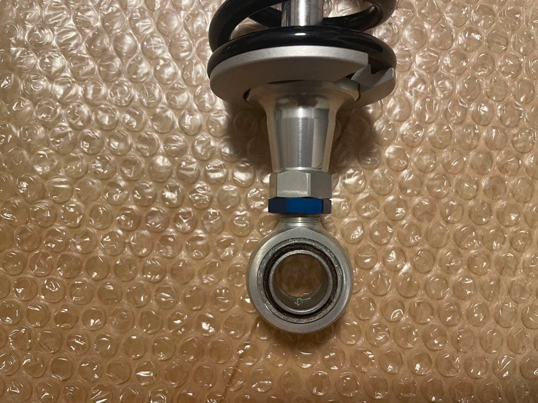 オーリンズ　スピードツイン900 （ストリートツイン）トライアンフtriumph