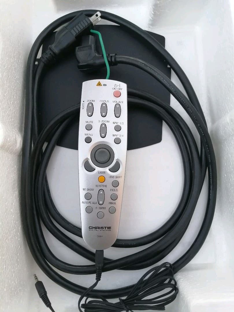 3S-RS1002クリスティプロジェクターロードランナーLB映画定価1000万円