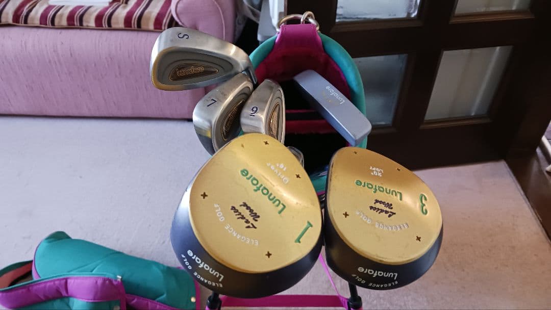 クレージュcourreges　レディース　ゴルフクラブセット　キャディバッグ付