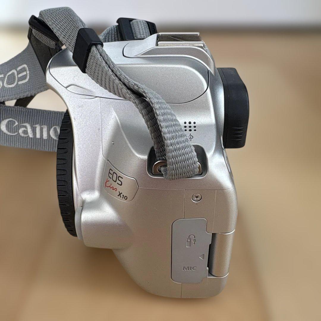 Canon EOS Kiss X10 レンズキット　シルバー