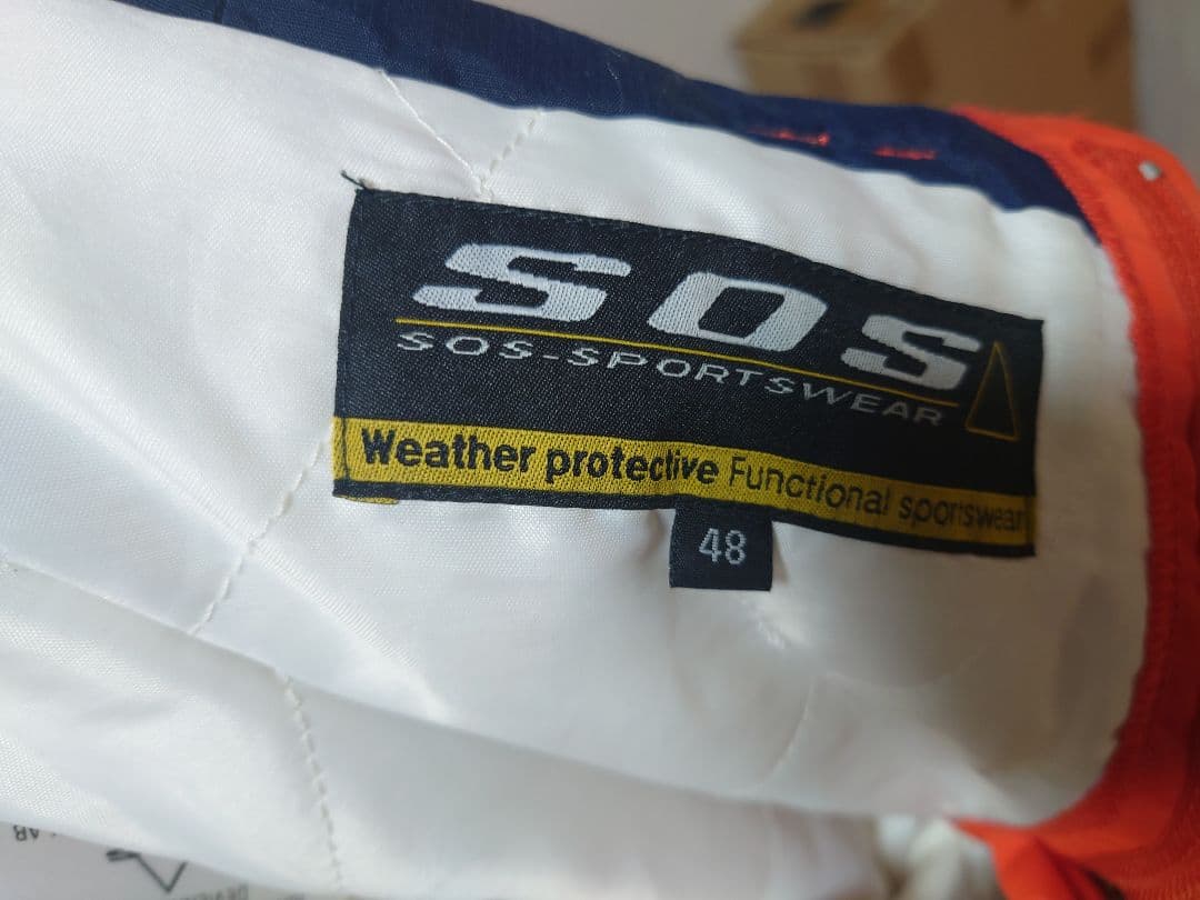 sos スキーウェア　スノーボードウェア