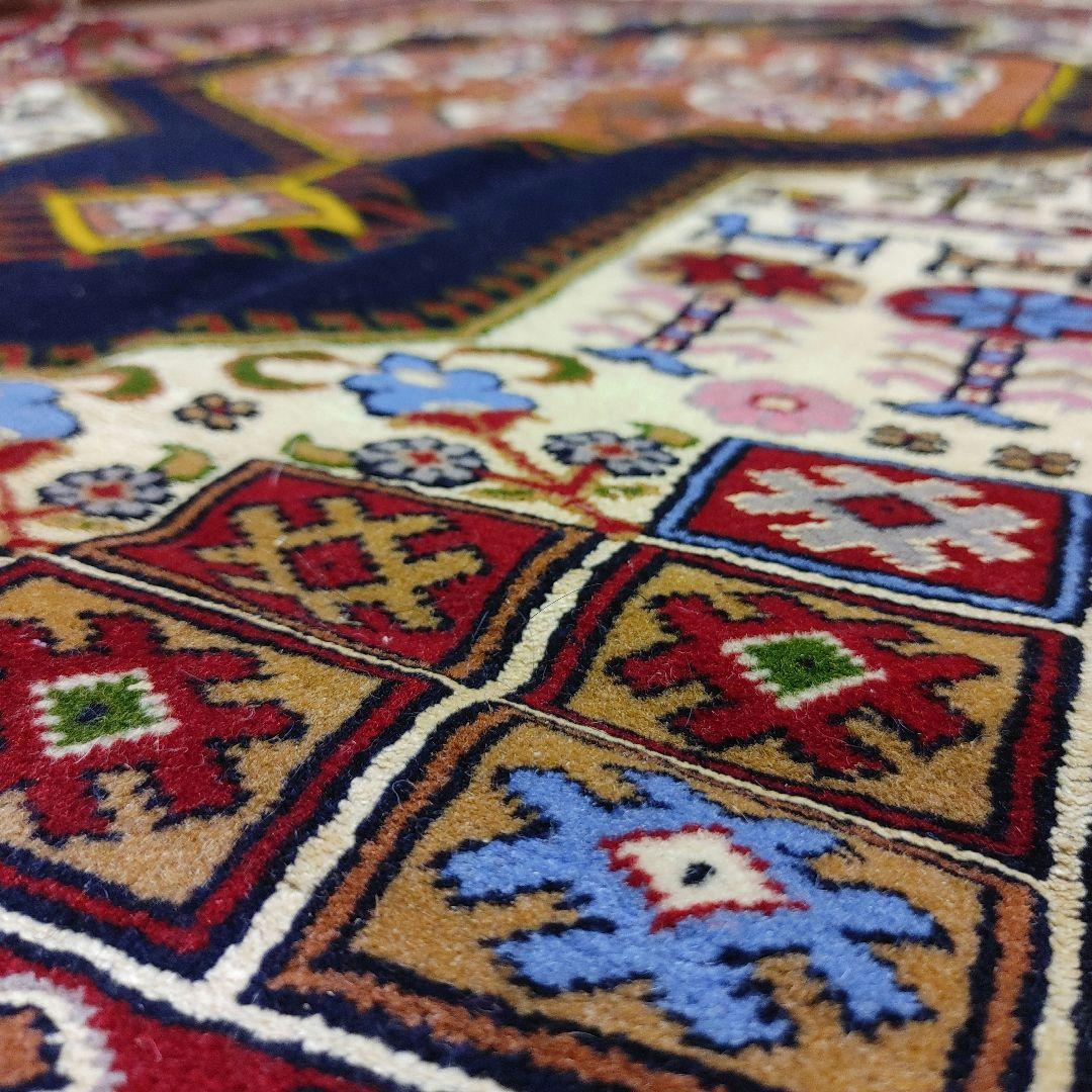 ペルシャ絨毯 新品 158x116 手織り クルド・ グーチャン産 persia