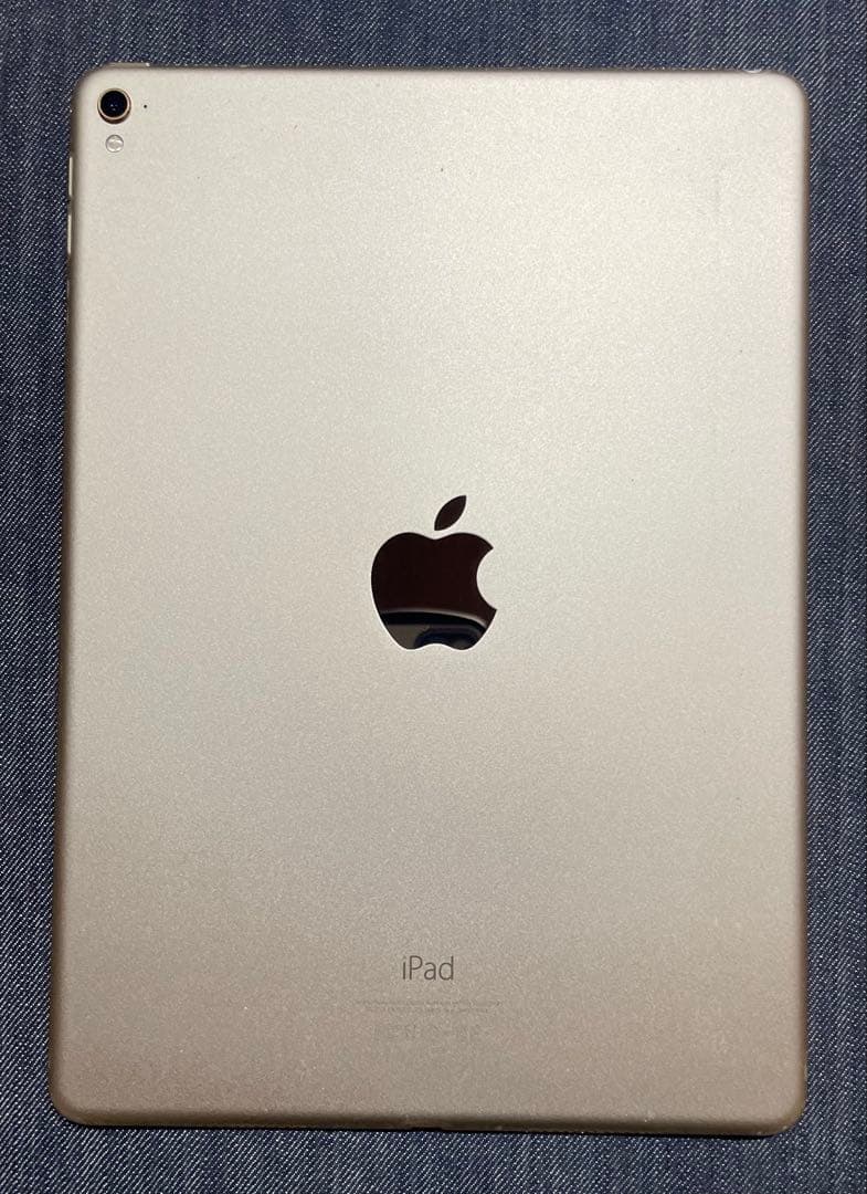 iPad Pro 9.7インチ Wi-Fi 128GB ゴールドMLMX2J/A