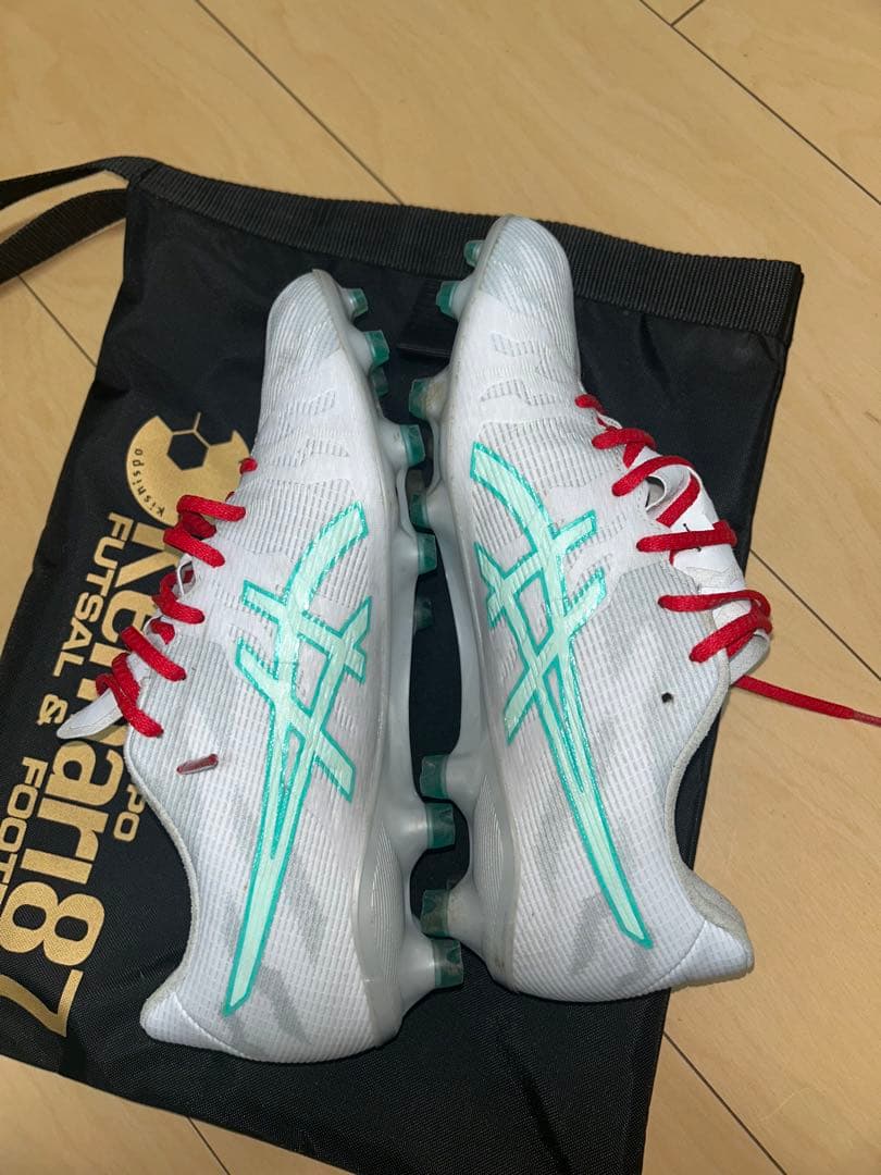 週末限定アシックス　DSライトアクロス PRO3