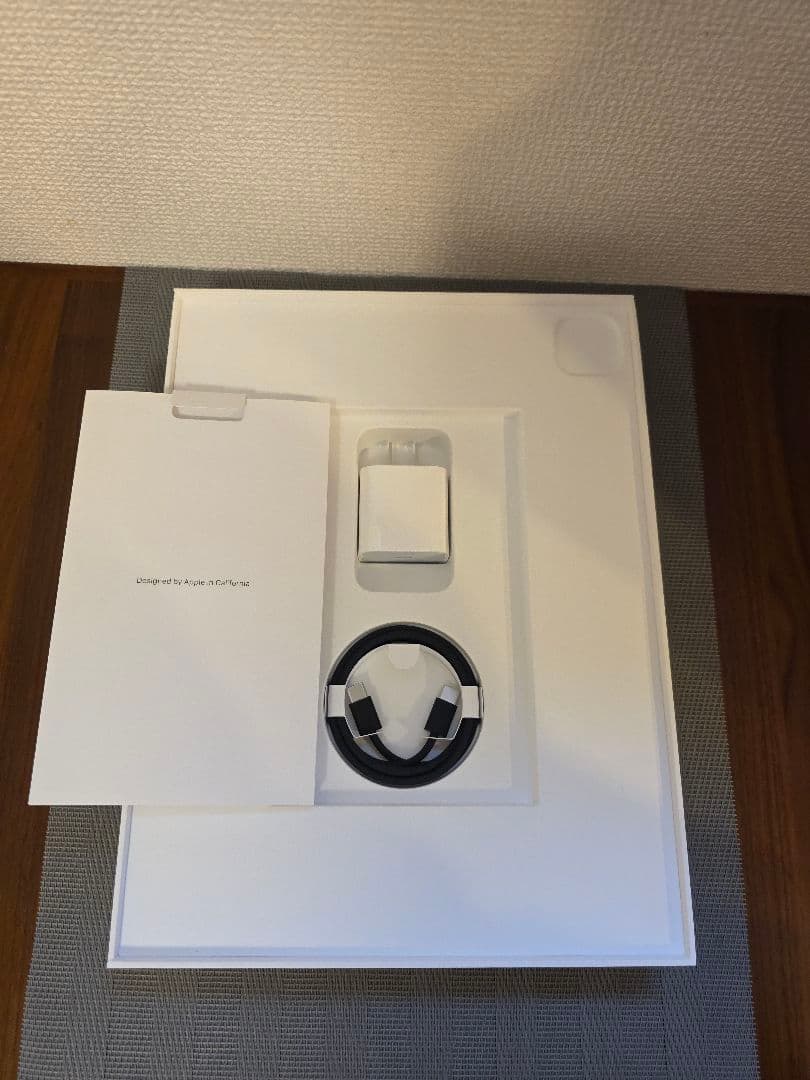 【新品未使用】iPad Pro 13インチ M4 256GB cellular