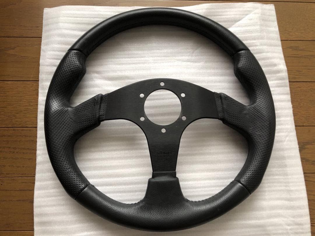 正規品 MOMO モモ ステアリングJET 35Φ 350mm カーボン 平織