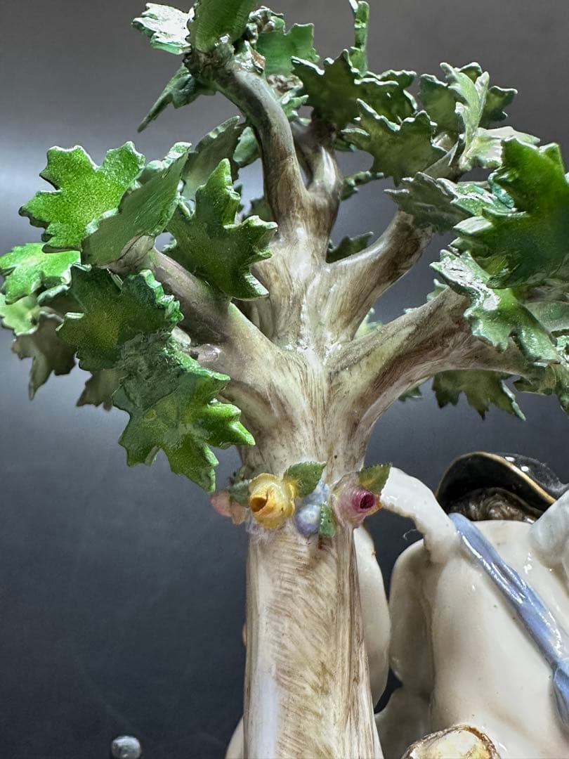 マイセン　「木の下の天使」　高さ20cm トヒチ　東ゆ7-0217⭐︎2