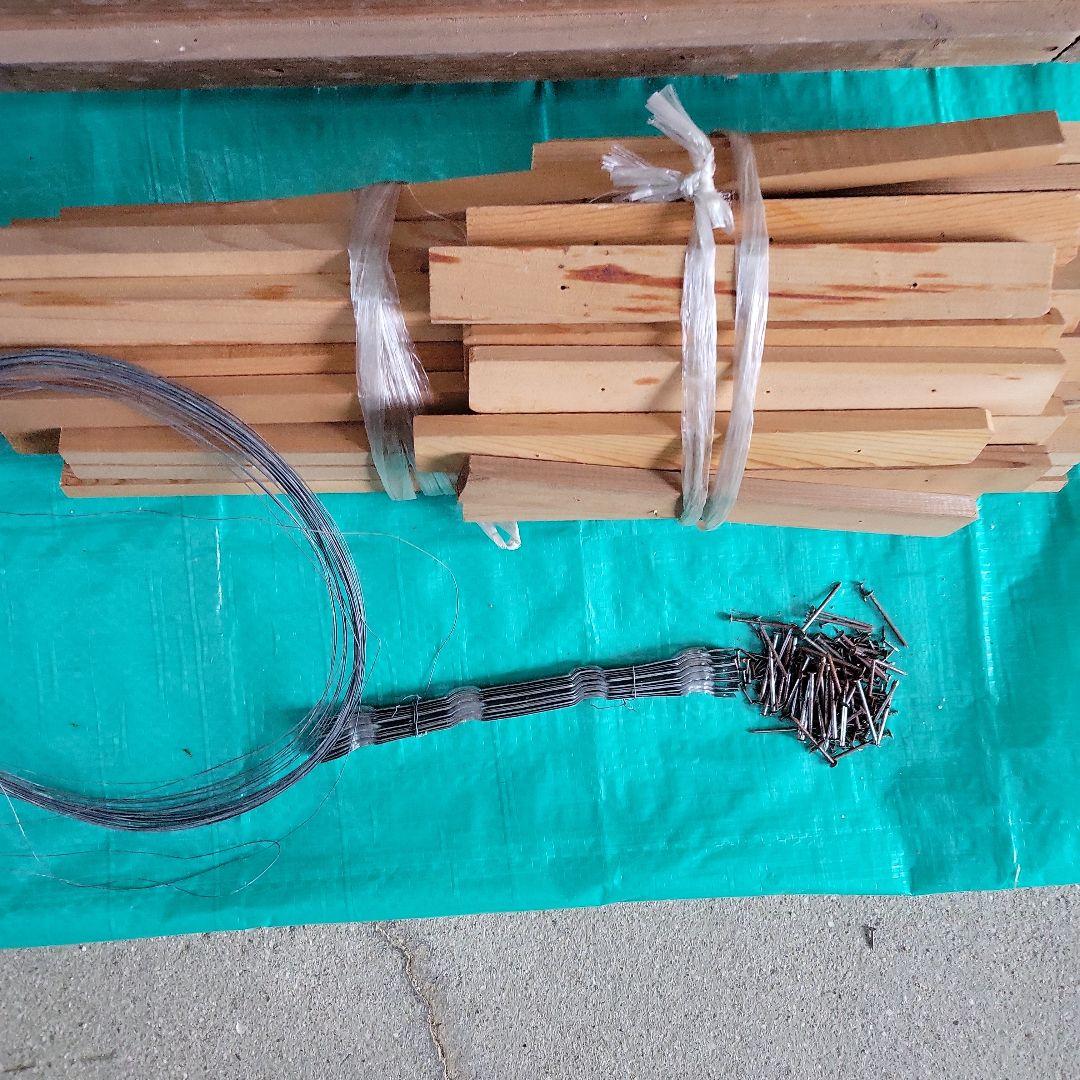 【送料込】養蜂器具（スズメバチ捕獲器付き）