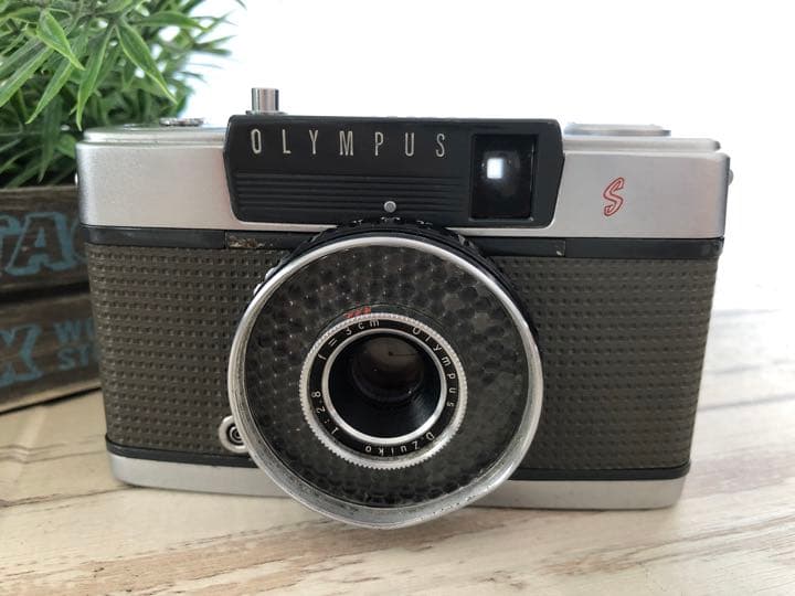 フィルムカメラ OLYMPUS PEN EE S D.ZUIKO 3cm F2.8