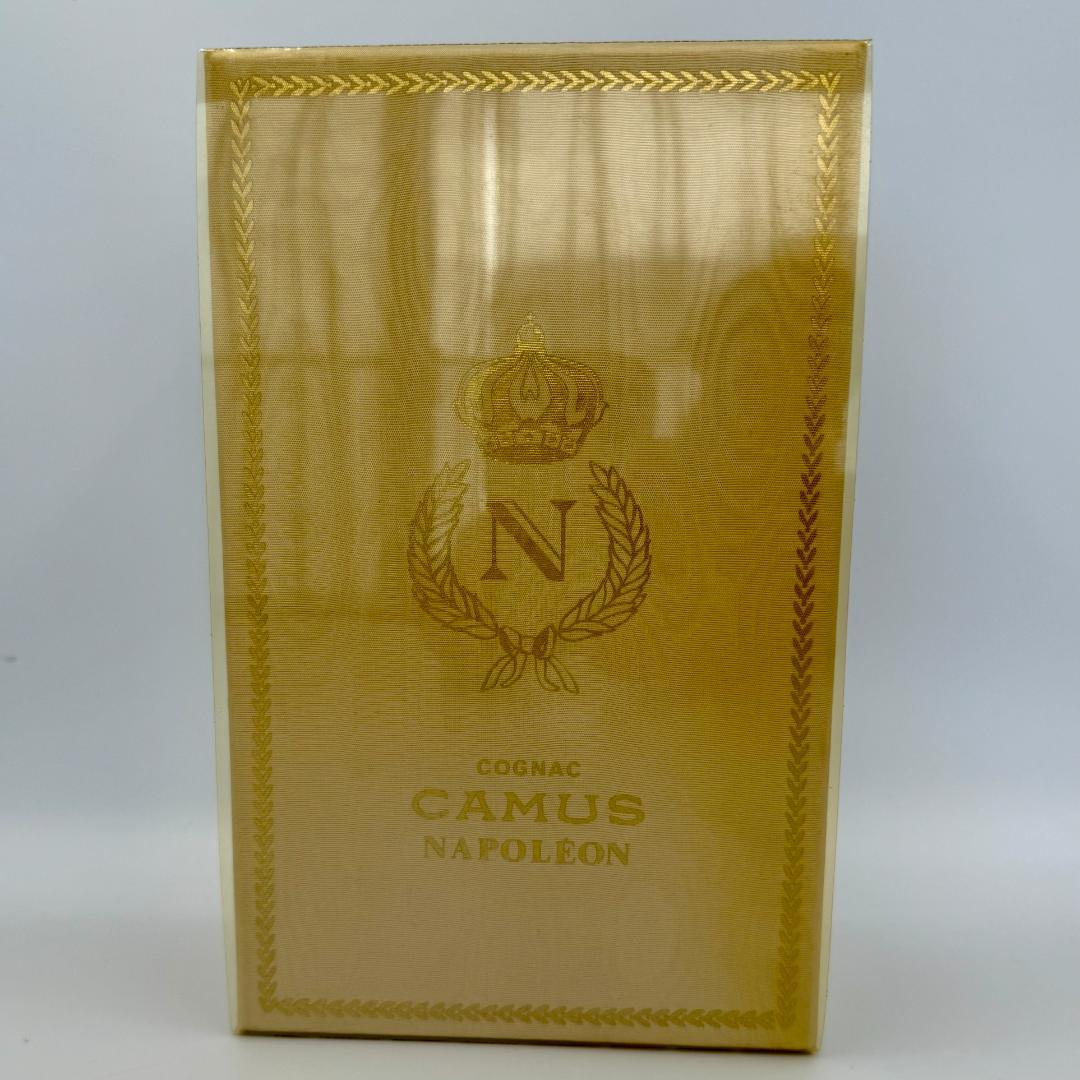 CAMUS ナポレオン 本型 リモージュ製　シリアル入