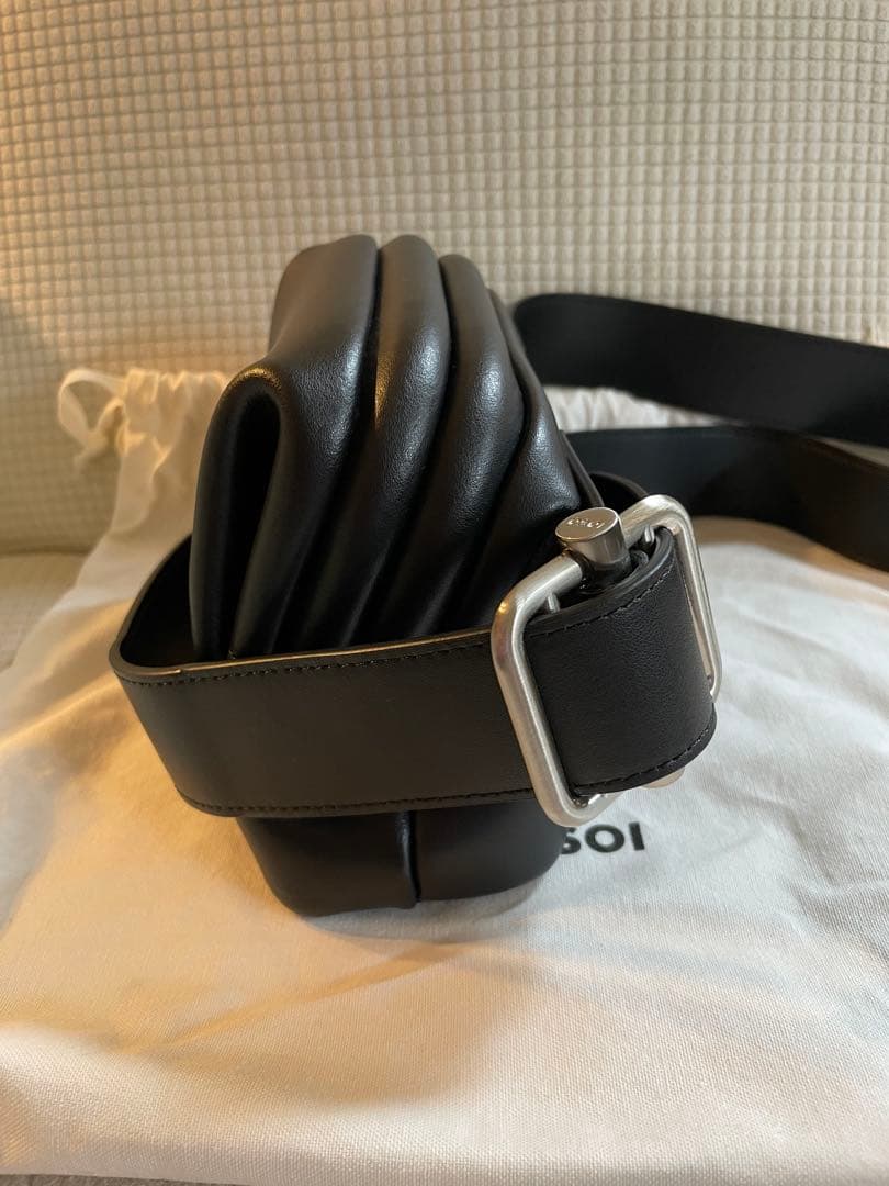 OSOI ブラックレザーバッグ