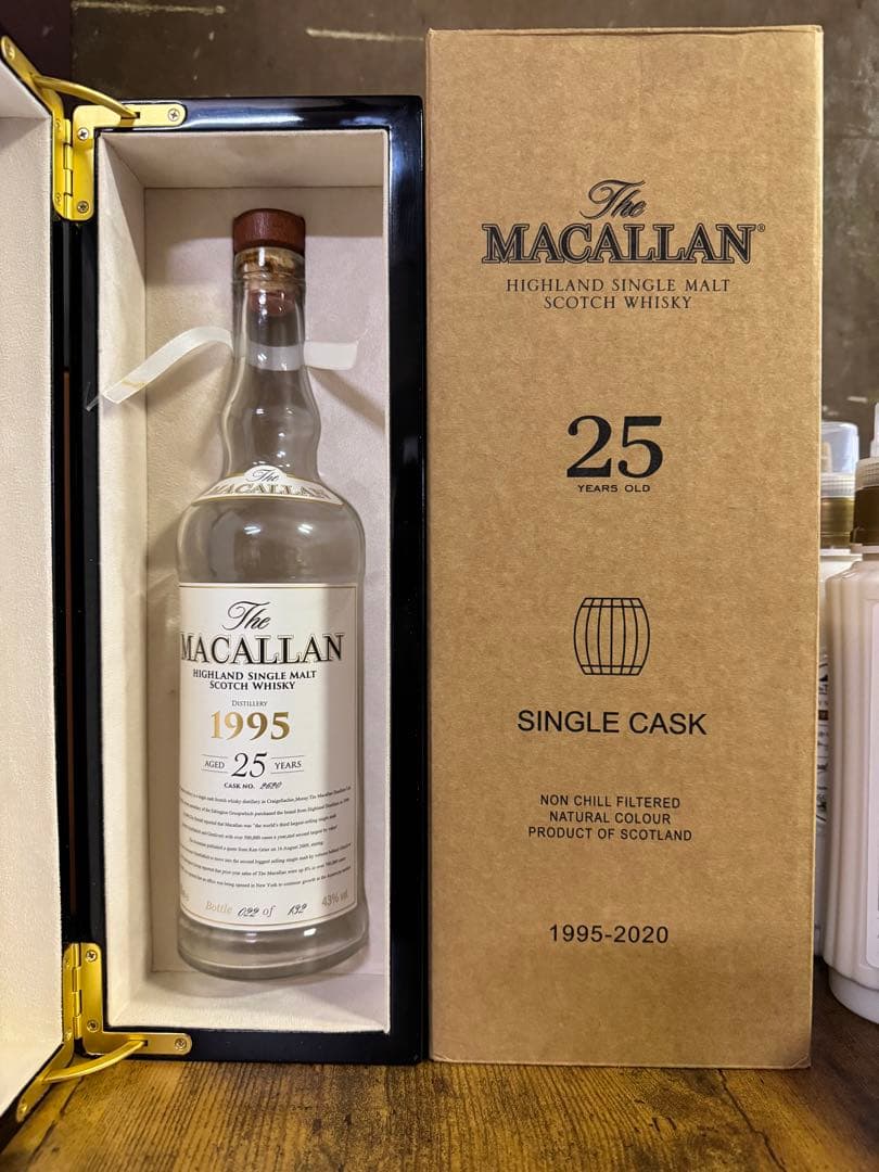 マッカラン25年　空瓶