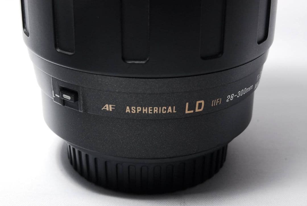 ♥レンズ交換不要♥超高倍率レンズ タムロン TAMRON AF 28-300mm