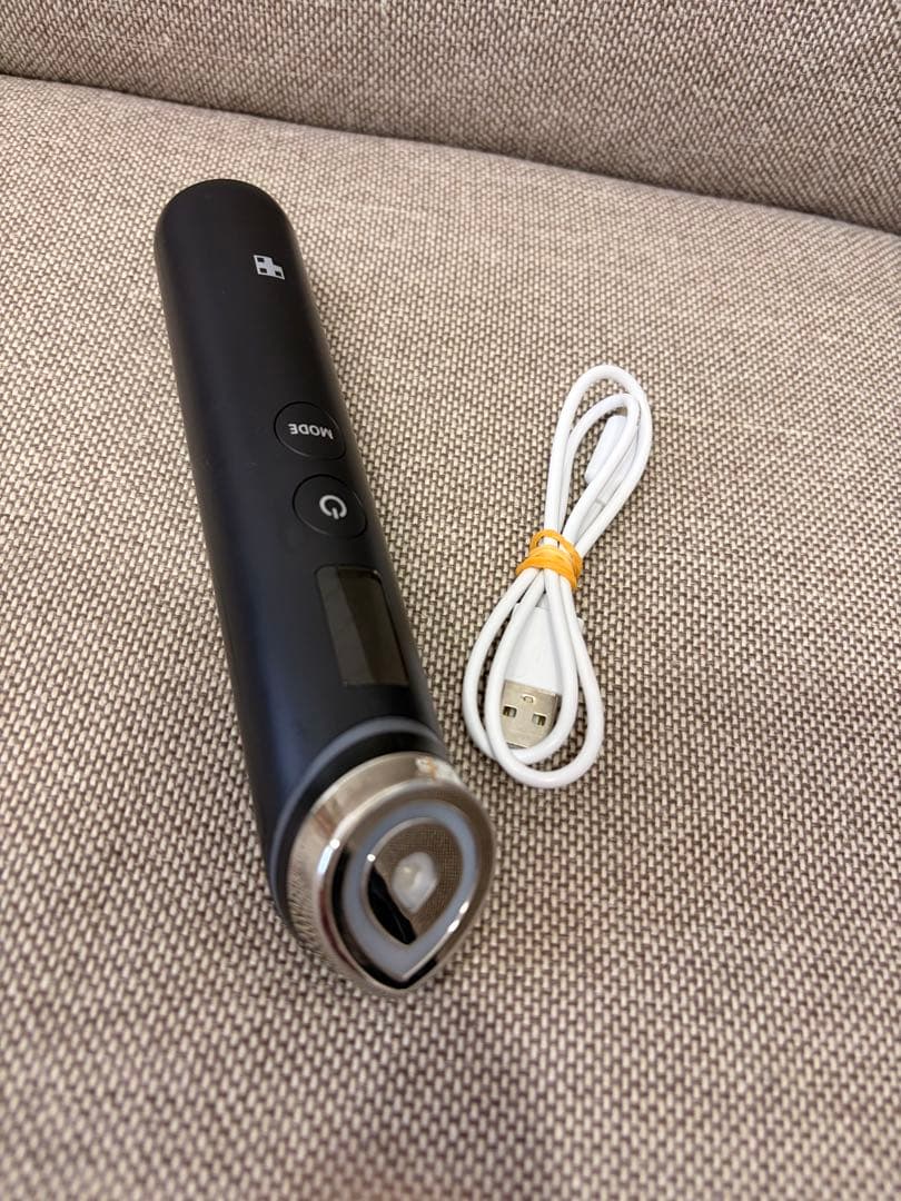 medicube AGE-Rブースタープロ 美顔器 ブラック