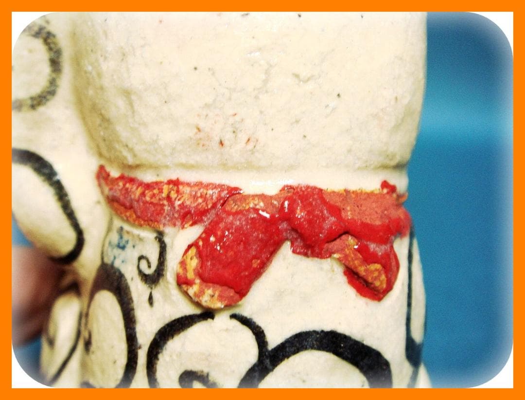 @348『黒織部 唐草文 招き猫』陶器　/骨董品 古美術 アンティーク 古玩