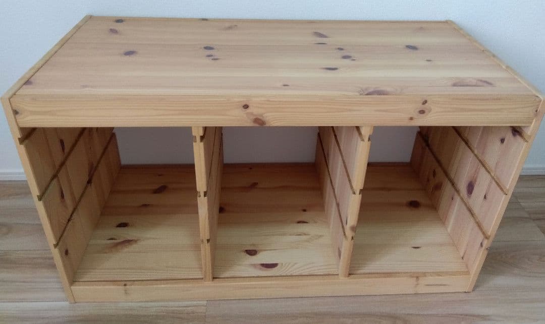 IKEA　トロファスト