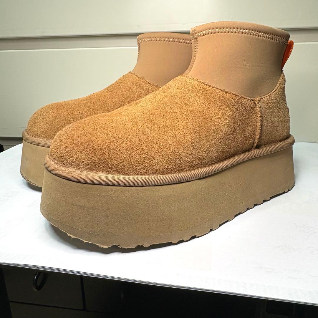 【美品】UGG ✮厚底　ミニディッパー　プラットフォーム　ムートンブーツ　24