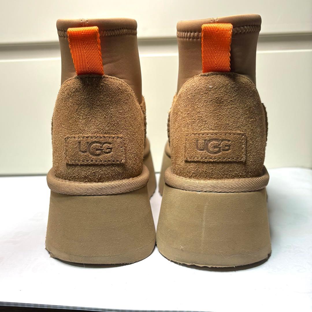 【美品】UGG ✮厚底　ミニディッパー　プラットフォーム　ムートンブーツ　24