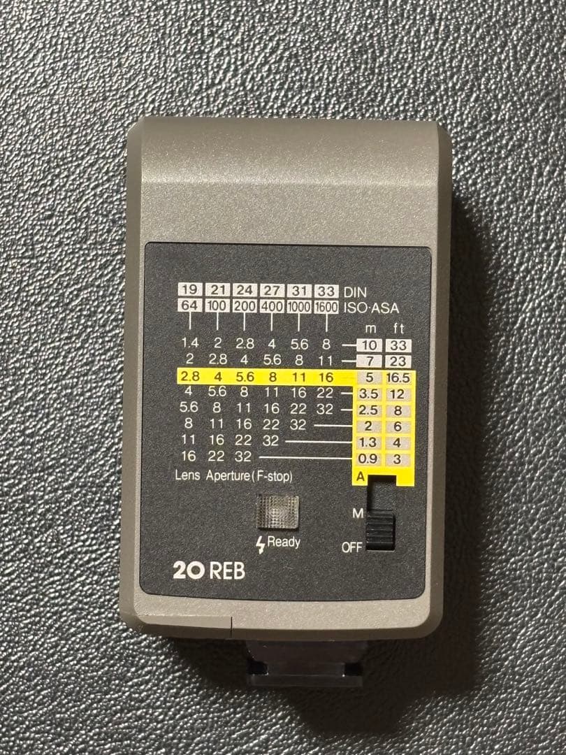 【美品】Rollei 35 Classic チタンフィルムカメラ　箱付き