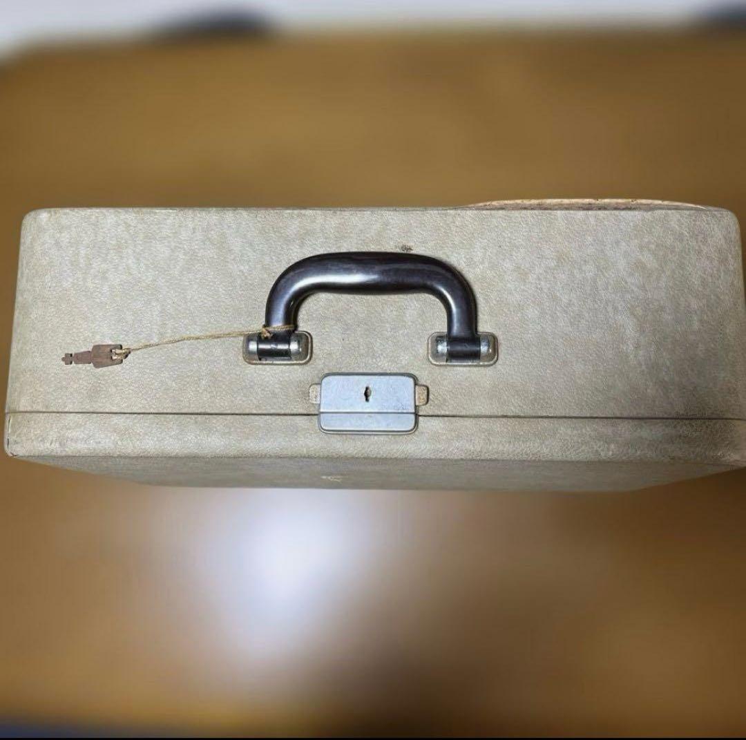 Olympia オリンピア　タイプライター　手動タイプライター　ドイツ