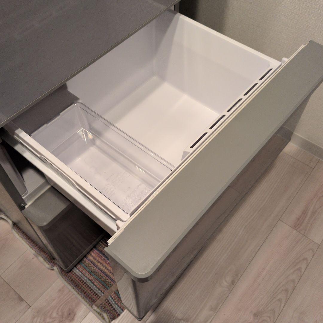 Saatan【美品】AQUA冷蔵庫　AQR-27G　272L シルバー