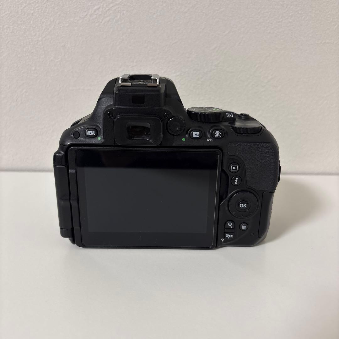 Nikon　D5500　ダブルレンズ 　Wi-Fi搭載