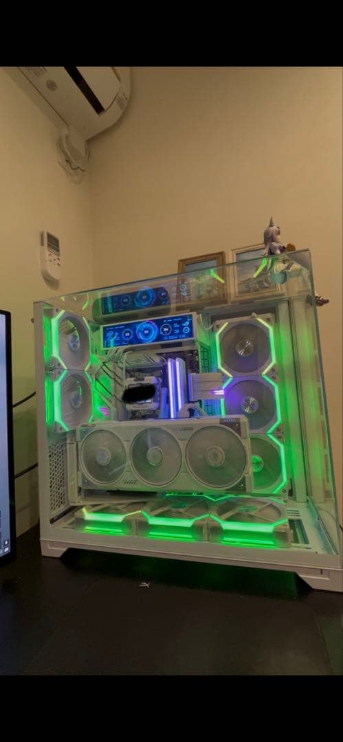 Ryzen7 7800X3D RTX 5070Ti ホワイトミドルタワー RGB