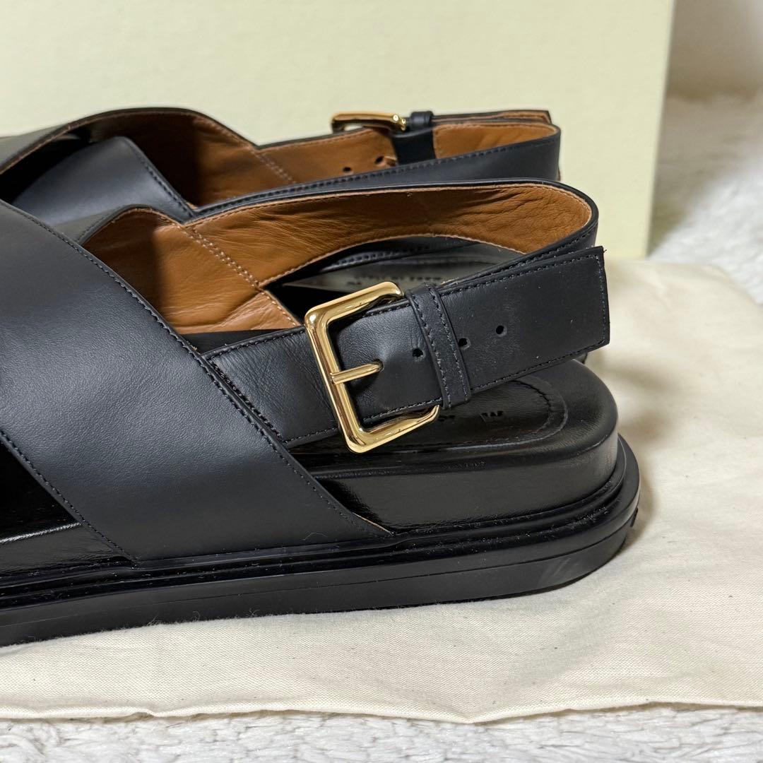 ⭐️新品未使用⭐️　MARNI　クロスフラット　ナッパーレザー　フスベットサンダル