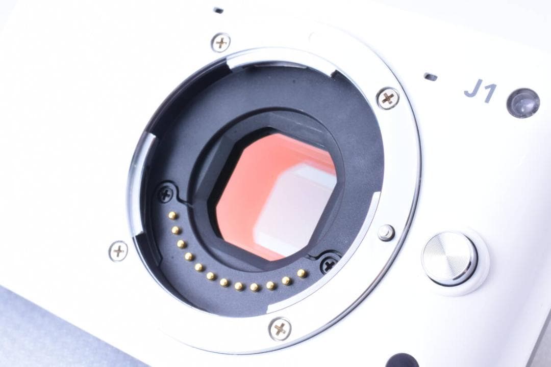 【動作確認済♪】Nikon 1 J1 ニコン ボディ ホワイト/白 ニコワン