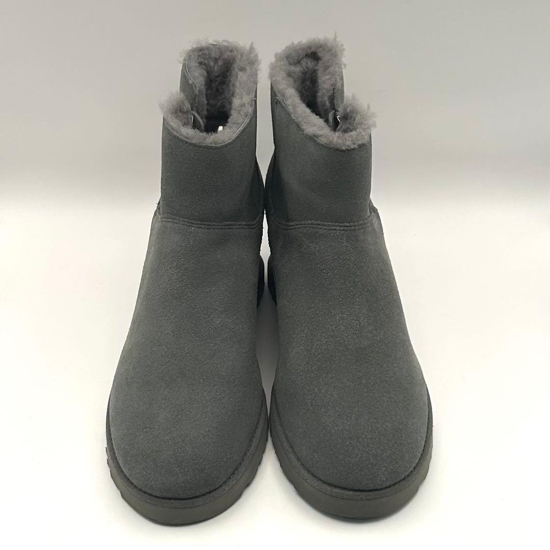 極美品✨ UGG 【25㎝】 クラシックフェムミニ サイドジップ ムートン