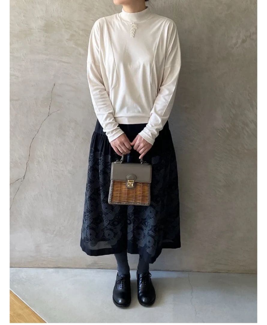 エバゴスebagos フニュシュリンクハンドバッグ S