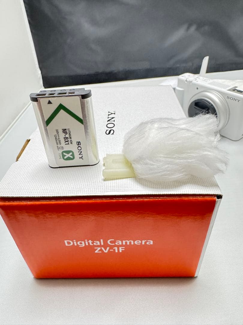 SONY vlogcamZV-1F ホワイトほぼ新品!