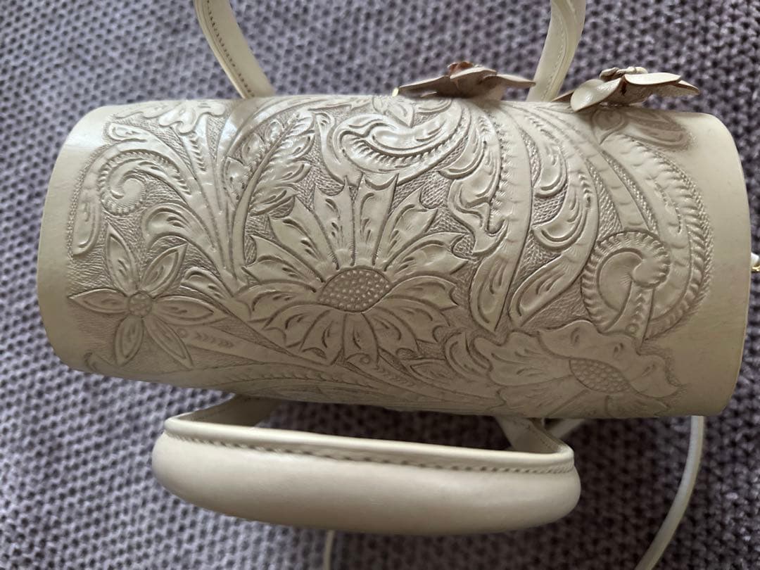 限定デザインカービングトライブス ラタン マエストラ 2WAYショルダー バッグ