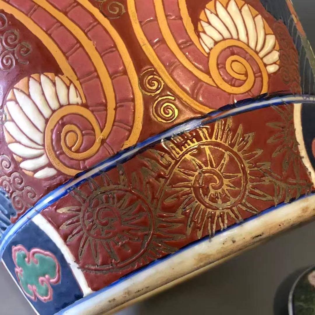 N406、骨董品　中国美術　豪華な中国 金彩花瓶　美品