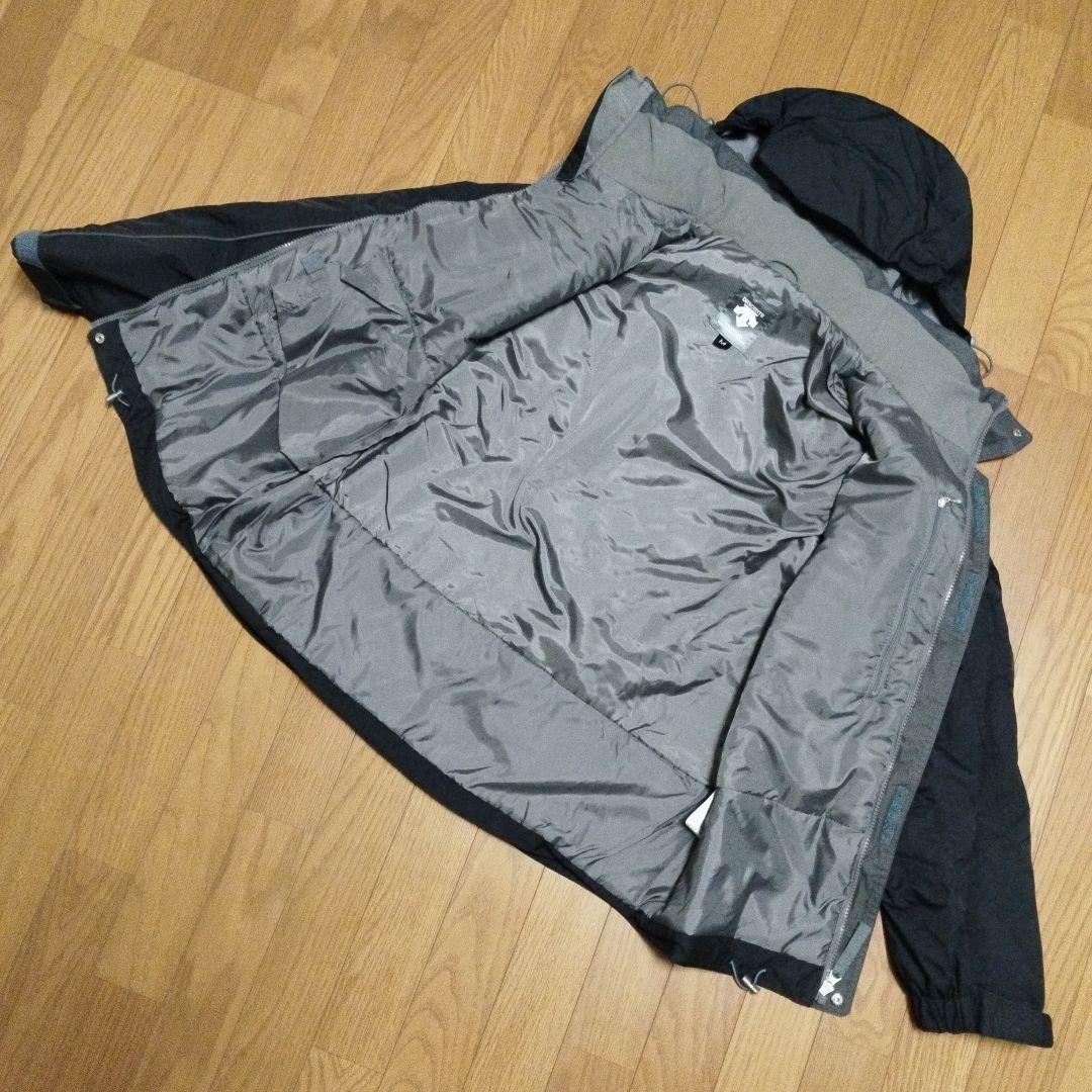 【良品】DESCENTE　スキーウェア　M　ジャケット