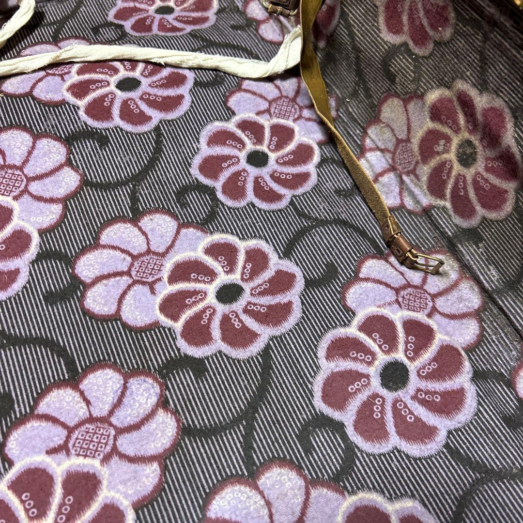 古い大きな旅行鞄　革製　アンティーク　レトロ