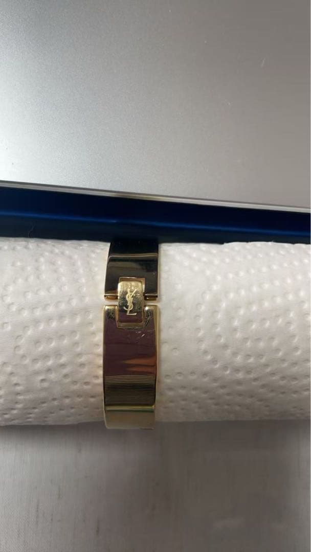 イヴサンローラン腕時計(美品)