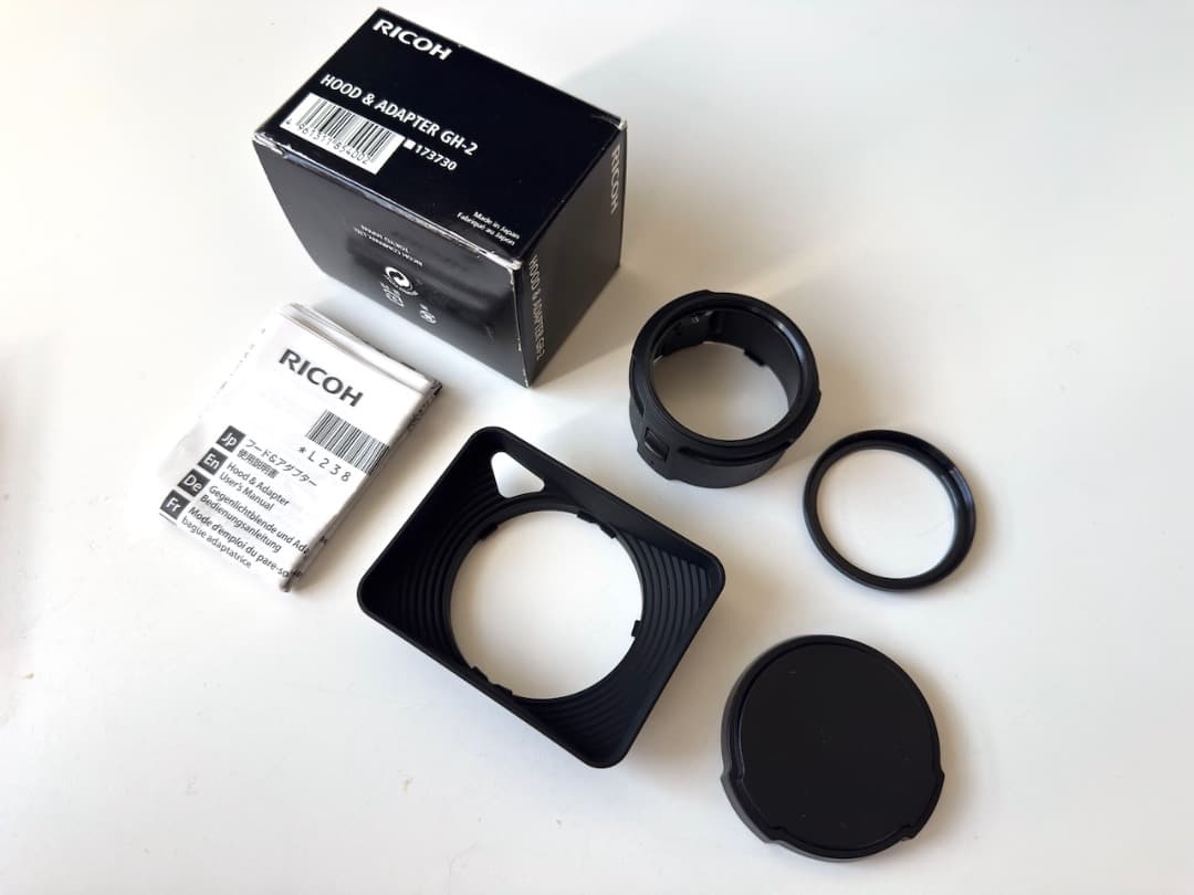 リコーRICOH GR Digital III GH-2フードアクセサリー付属
