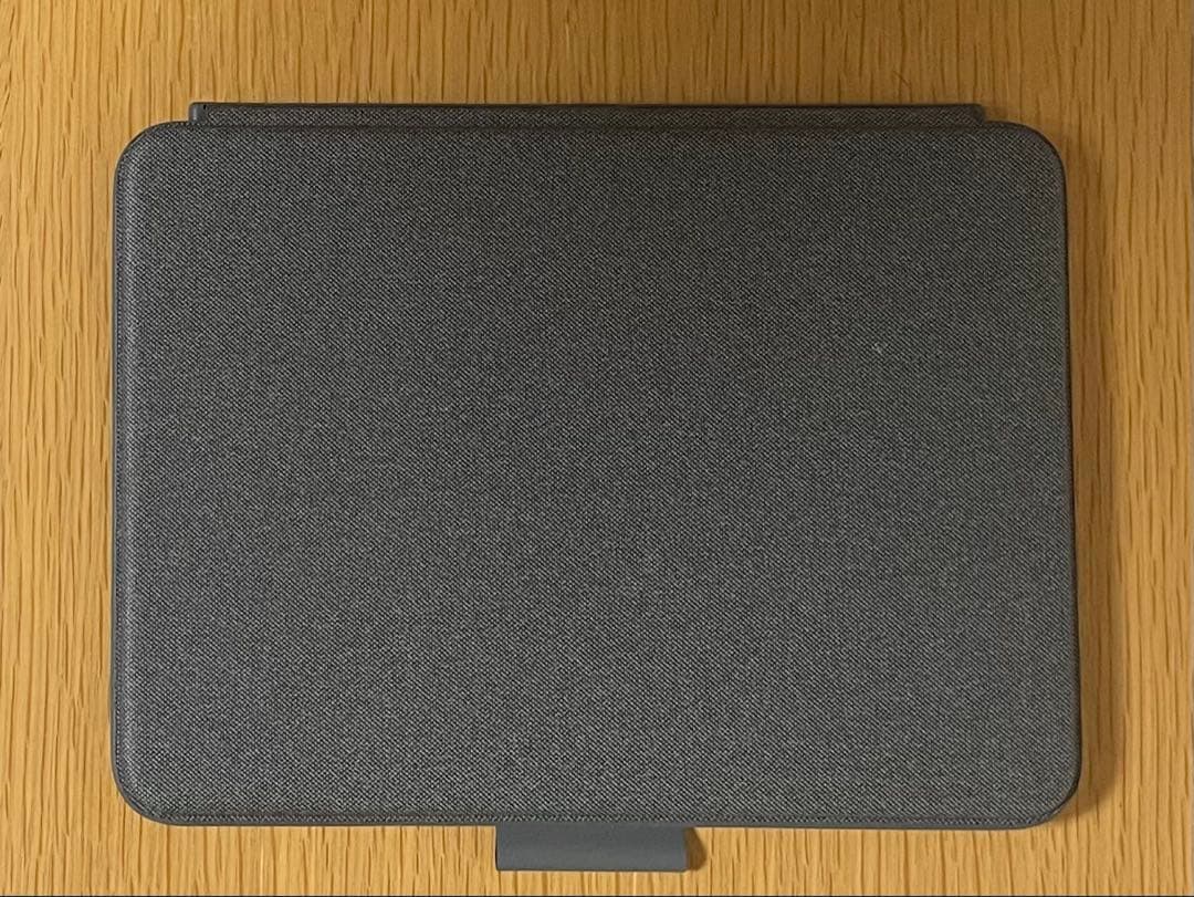 ロジクール 10.9インチ iPad用 トラックパッド付 キーボードケース。