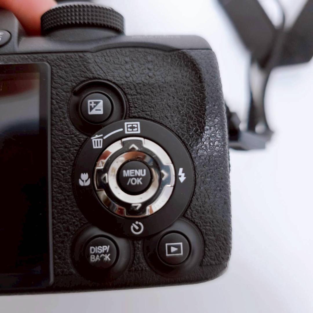 FUJIFILM FINEPIX S4000 デジタルカメラ 単三電池式