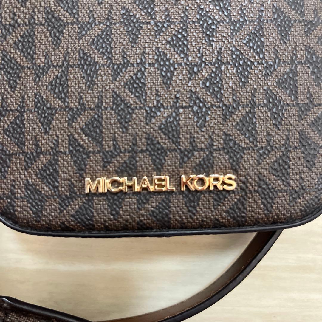 michael kors スマホショルダーバッグ