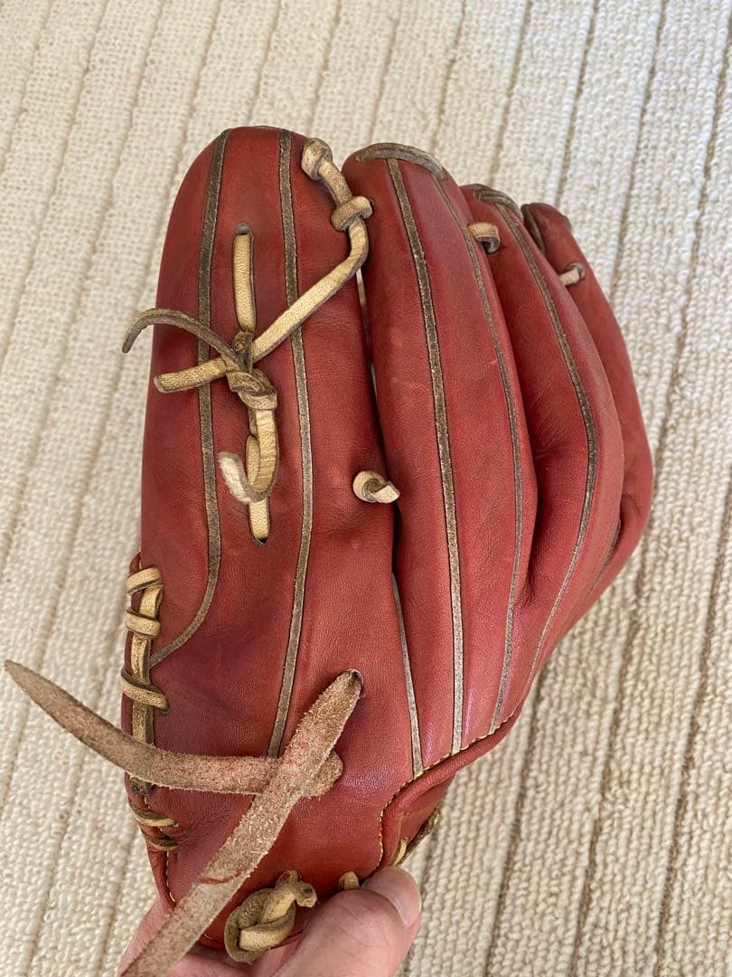 Wilson 硬式グラブ　内野手用　小指２本入れ