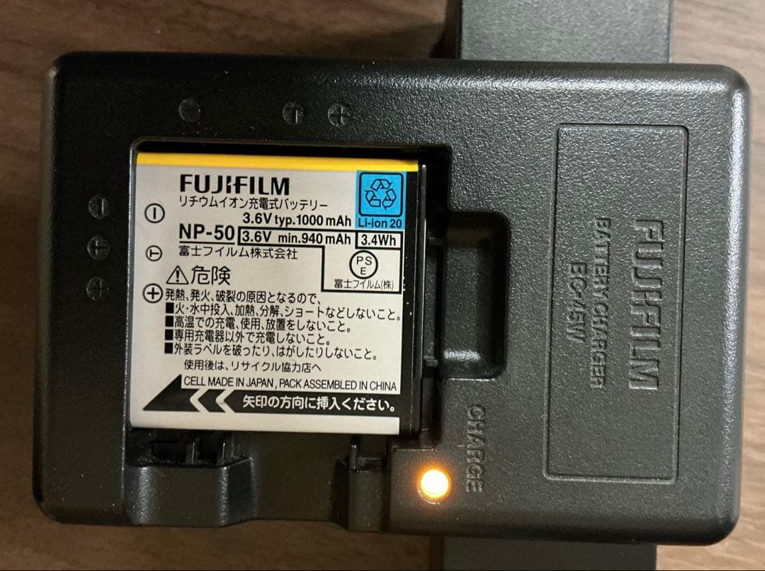 FUJIFILM デジタルカメラFINEPIX F300EXR 黒 コンデジ