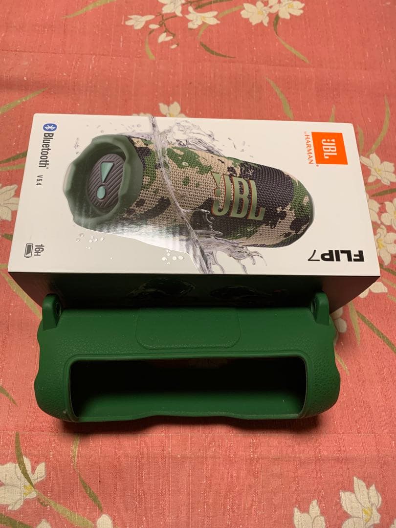 ‼️最終お値引き‼️JBLFLIP7SQUAD ブルート ウーススピーカースクワッド