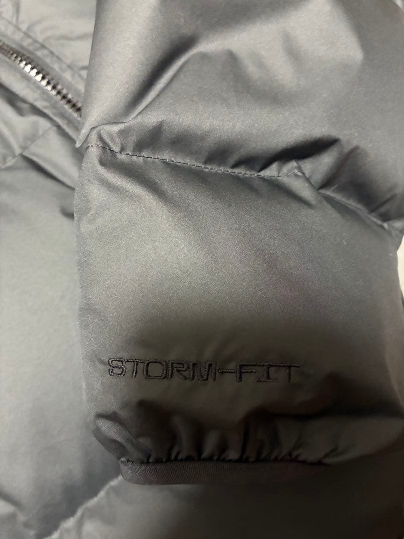 NIKE STORM-FIT ダウンジャケット　Lサイズ　美品