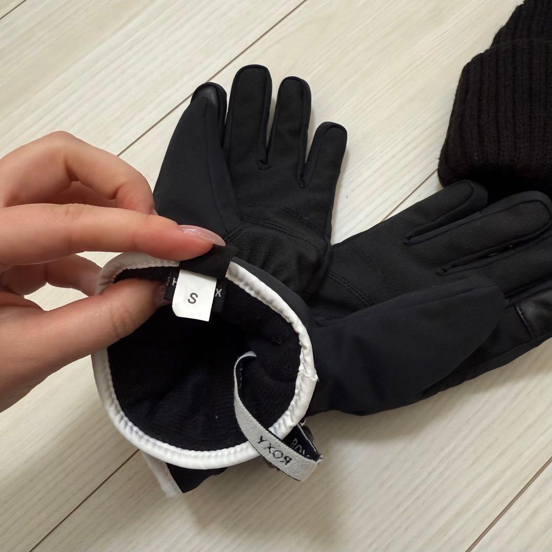 ロキシー　スノボウェア　上下セット　ニット帽　グローブ　セット　スキーウェア